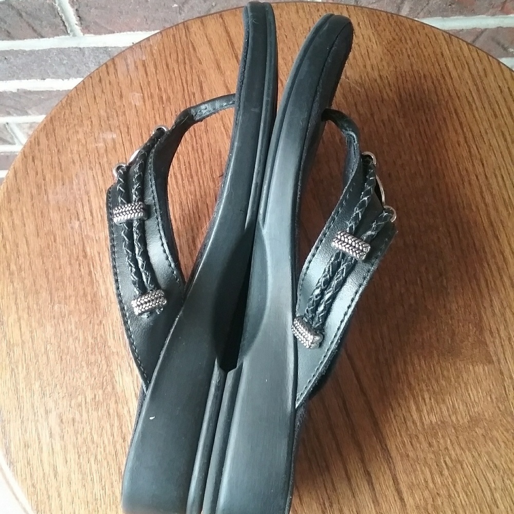 Minnetonka Black Leather Sandals Southwestern - Picture 5 of 6
